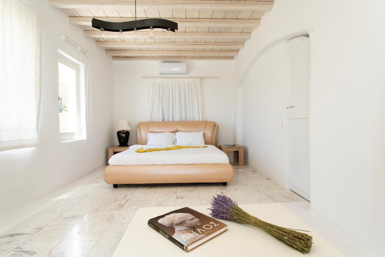 Jet By Mykonos Rocks
